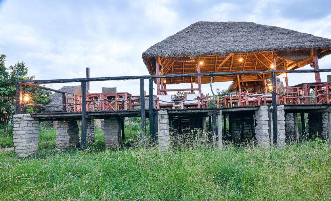 Hotel Kazinga Wilderness Safari Camp Kasese Exterior foto