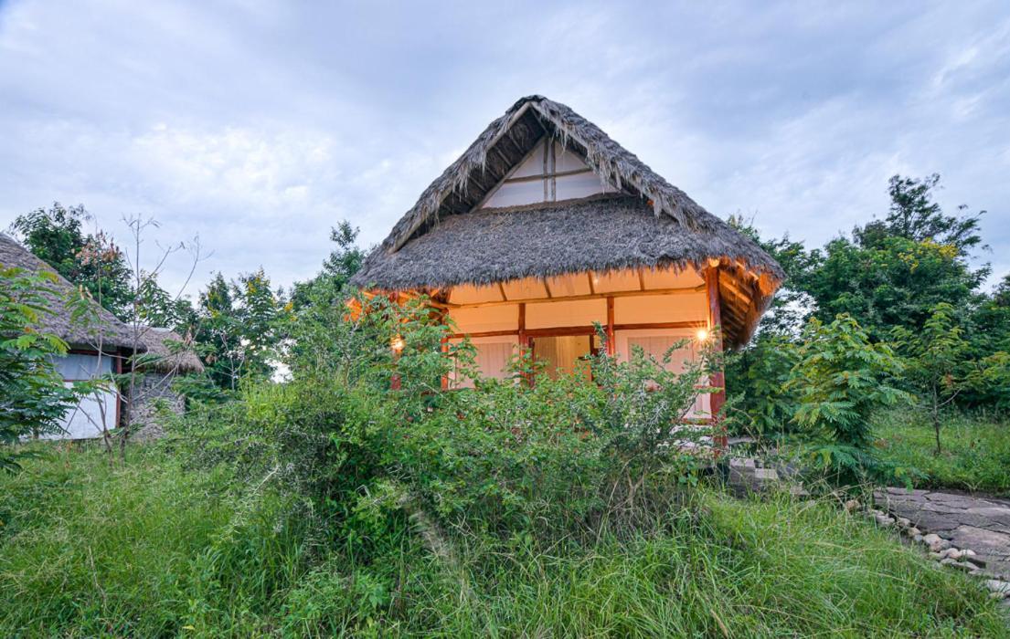Hotel Kazinga Wilderness Safari Camp Kasese Exterior foto